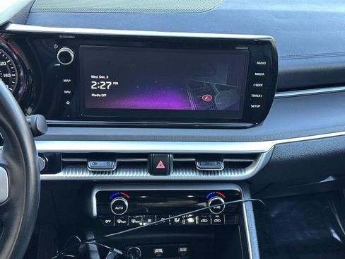 Used 2023 Kia K5 GT-Line image 10