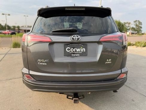 Used 2016 Toyota RAV4 LE AWD/4WD image 6