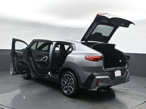 Used 2026 BMW X2 xDrive28i AWD/4WD image 27