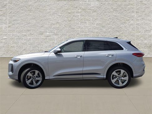 New 2026 Audi Q5 Premium Plus AWD/4WD image 4