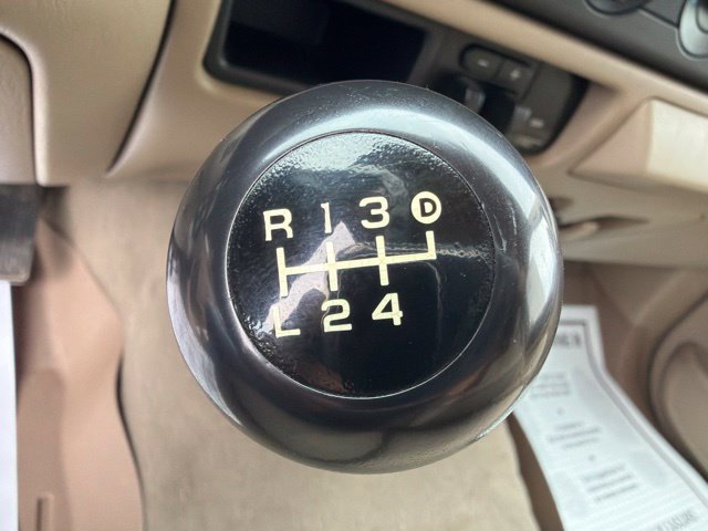 Used 2005 Ford F250 XLT AWD/4WD image 17