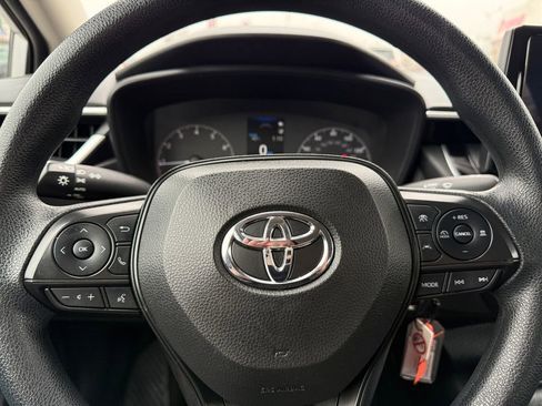 Certified 2024 Toyota Corolla LE image 30