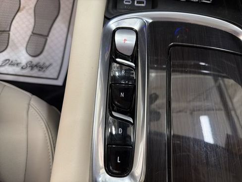 Certified 2024 Buick Enclave Essence w/ LPO, Floor Liner Package AWD/4WD image 20