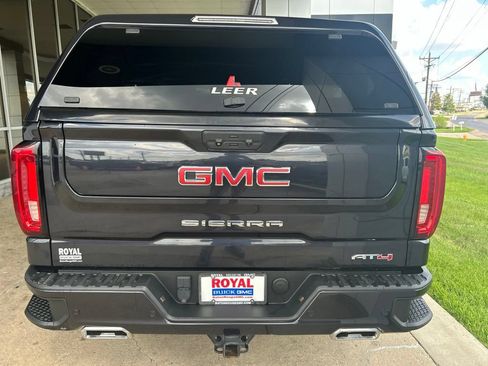 Used 2023 GMC Sierra 1500 AT4 w/ AT4 Premium Package AWD/4WD image 6