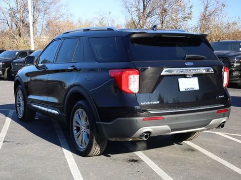 Used 2022 Ford Explorer Limited image 7