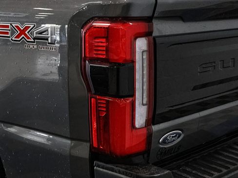Certified 2025 Ford F350 Platinum AWD/4WD image 15