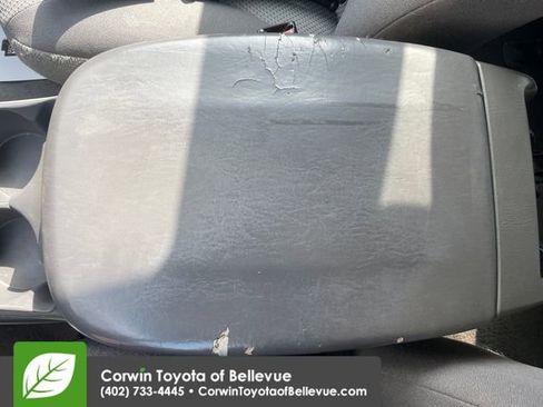 Used 2001 Ford Expedition XLT AWD/4WD image 24