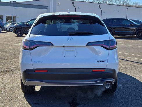 Certified 2025 Honda HR-V Sport image 6