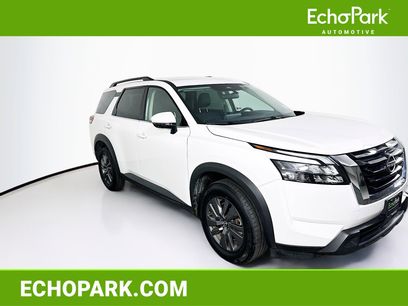 Used 2024 Nissan Pathfinder SV