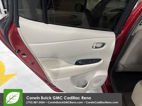 Used 2012 Nissan Leaf SL FWD image 16