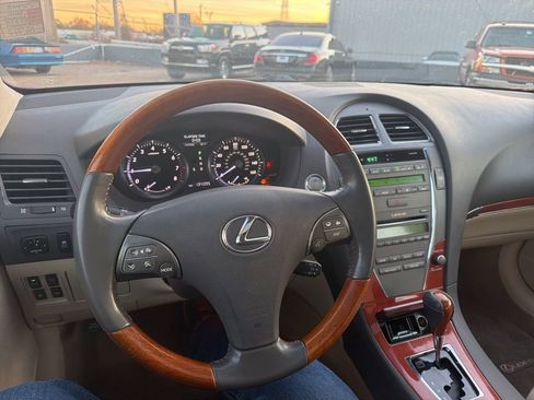 Used 2010 Lexus ES 350 image 18