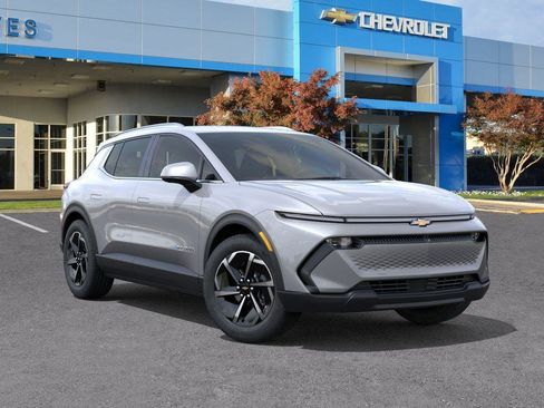 New 2026 Chevrolet Equinox EV LT image 7