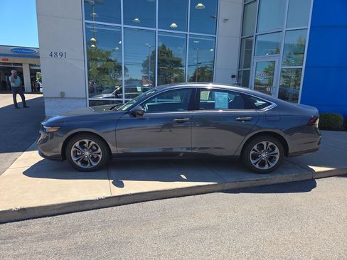 Certified 2024 Honda Accord EX image 6