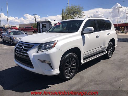 Used 2016 Lexus GX 460 w/ Premium Package image 4