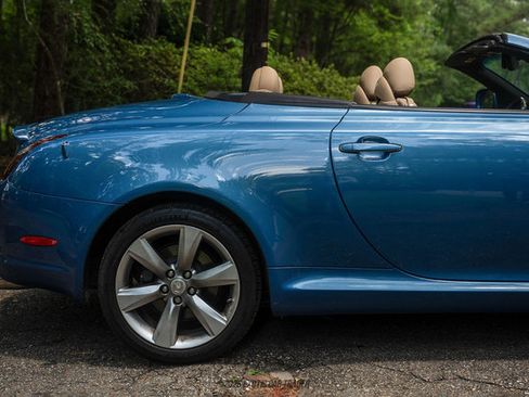 Used 2010 Lexus SC 430 Convertible RWD image 8