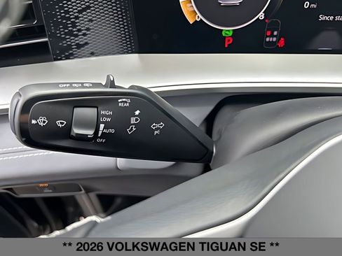 New 2026 Volkswagen Tiguan SE AWD/4WD image 28