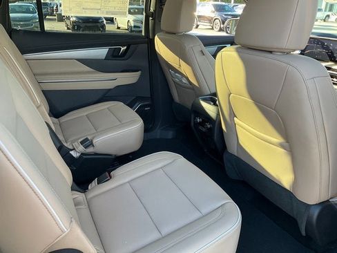 New 2026 Buick Enclave Preferred w/ Power Package image 18