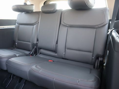 New 2025 Ford Expedition Max Active image 13