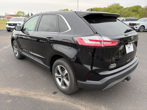Used 2024 Ford Edge SEL w/ Convenience Package AWD/4WD image 3