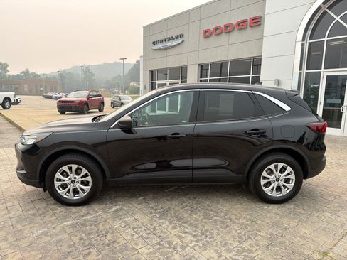 Used 2024 Ford Escape Active AWD/4WD image 5
