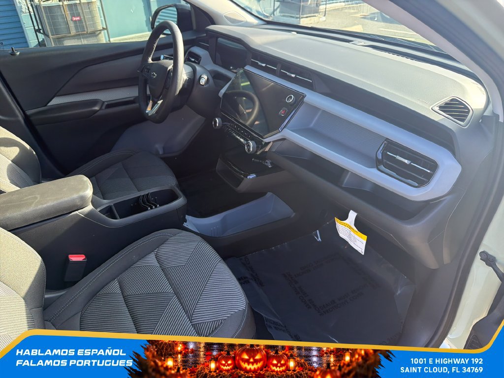 New 2027 Chevrolet Bolt LT w/ Comfort Package FWD image 30