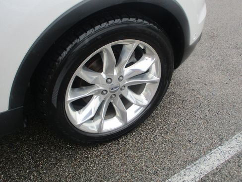 Used 2011 Ford Explorer Limited w/ 302A Rapid Spec Order Code FWD image 23