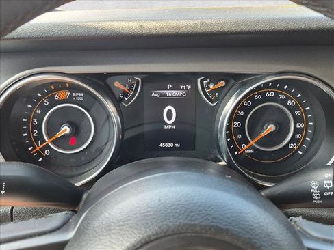 Used 2023 Jeep Wrangler Unlimited Sport AWD/4WD image 11