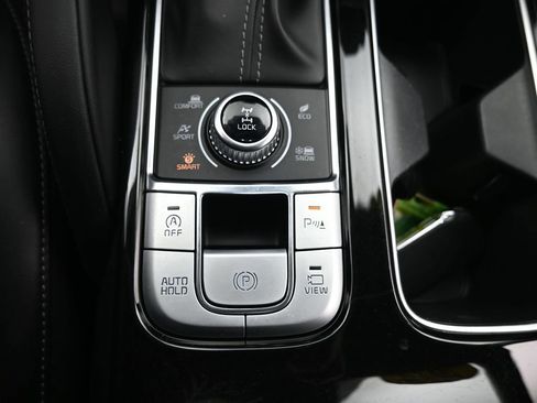 Used 2022 Kia Telluride SX w/ SX Prestige Package image 22