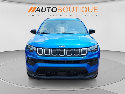 Used 2022 Jeep Compass Latitude w/ Sun and Sound Group AWD/4WD image 8