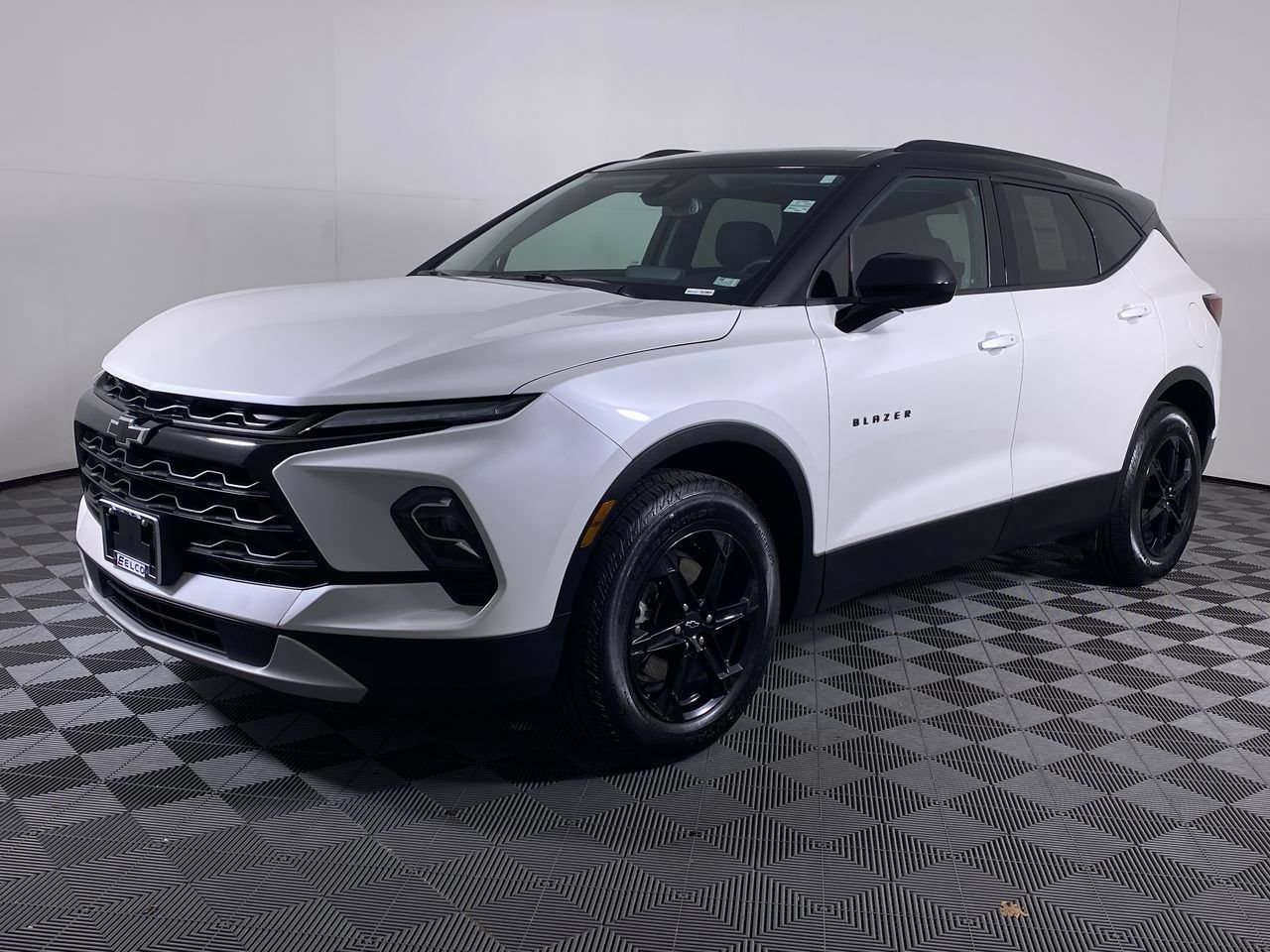 Certified 2025 Chevrolet Blazer LT w/ Convenience Package FWD image 16