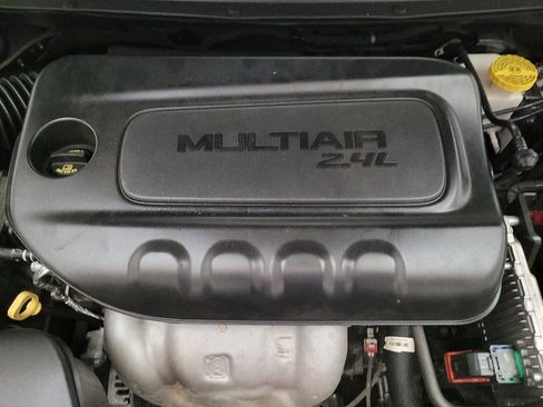Used 2020 Jeep Cherokee Limited FWD image 30