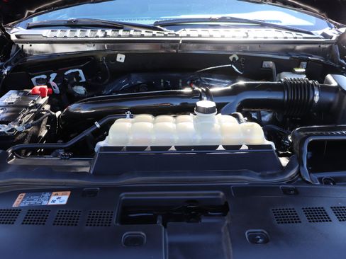 Used 2024 Lincoln Navigator L Premiere 4x4 image 70