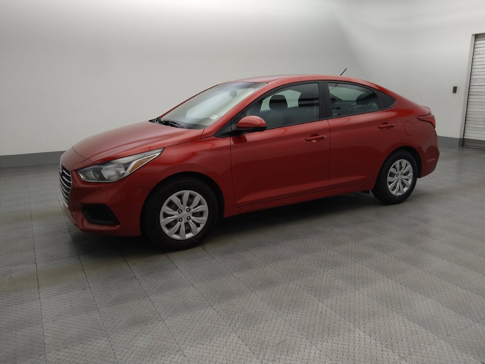 Used 2022 Hyundai Accent SE FWD image 2