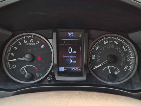 Used 2021 Toyota Tacoma TRD Off-Road AWD/4WD image 25