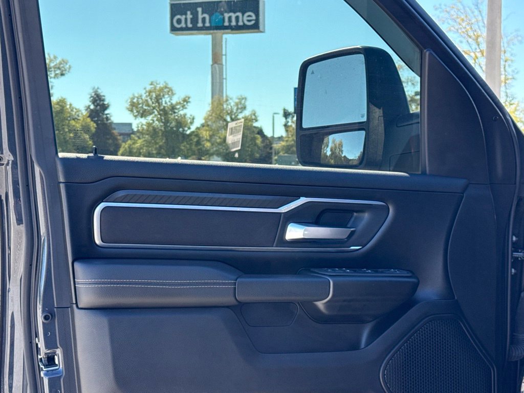 Used 2025 RAM 1500 Big Horn AWD/4WD image 12