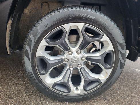 Used 2022 RAM 1500 Limited image 16