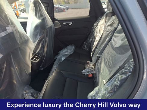 New 2026 Volvo XC60 B5 Ultra w/ Protection Package Premier AWD/4WD image 7