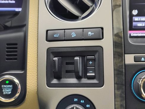 Used 2015 Ford Expedition Limited w/ Equipment Group 301A image 43