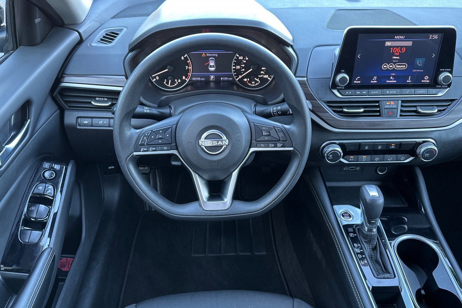 Used 2023 Nissan Altima 2.5 SV FWD image 17