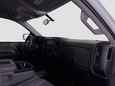 Used 2018 Chevrolet Silverado 1500 W/T w/ Trailering Package image 29