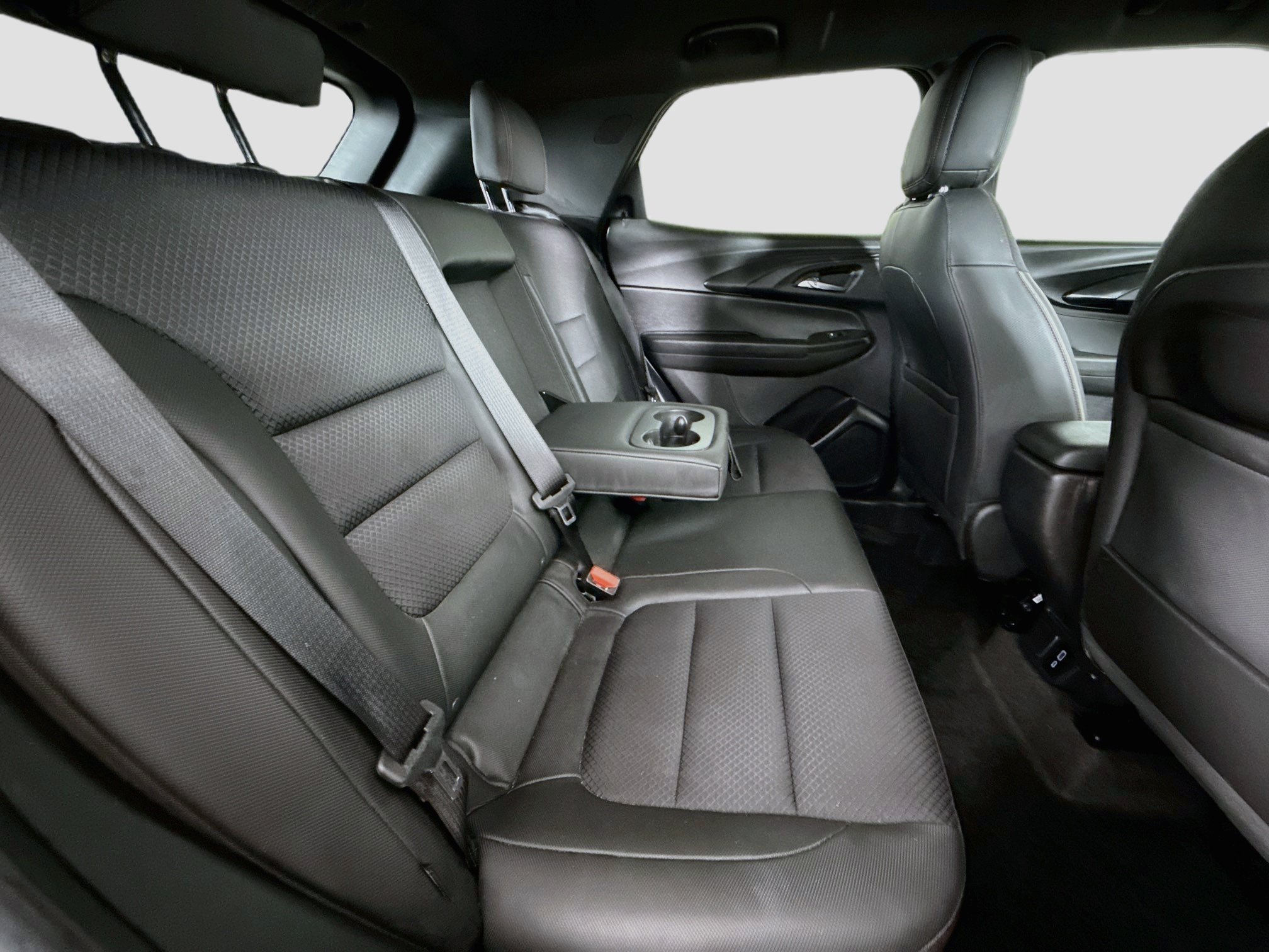Used 2023 Chevrolet TrailBlazer RS w/ Convenience Package FWD image 28