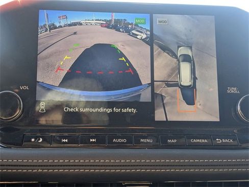 Used 2023 Nissan Rogue SL w/ SL Premium Package image 22