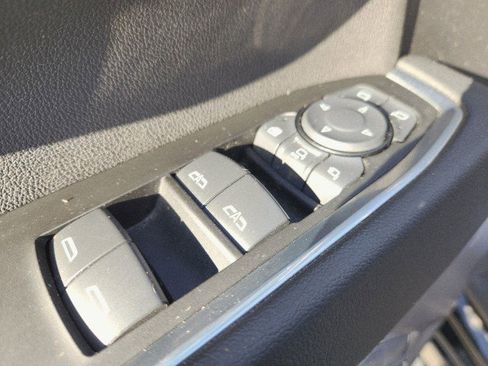 Used 2025 Chevrolet Silverado 2500 High Country w/ High Country Premium Package image 39