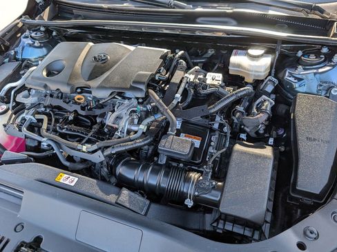 Used 2019 Toyota Avalon Limited image 20