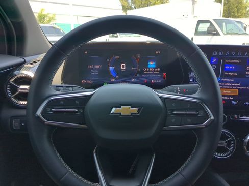 Certified 2024 Chevrolet Blazer EV LT AWD/4WD image 17