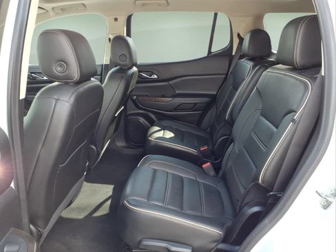 Used 2023 GMC Acadia Denali w/ Denali Ultimate Package AWD/4WD image 5