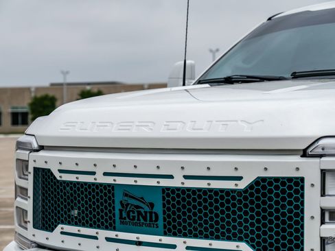 Used 2024 Ford F250 Limited w/ FX4 Off-Road Package AWD/4WD image 44