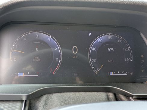 New 2025 Jeep Grand Cherokee L Altitude image 16