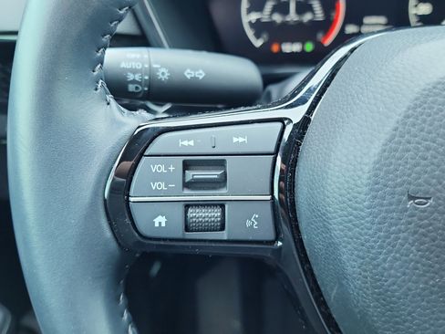 Used 2025 Honda CR-V EX-L image 19