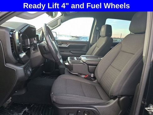 Used 2022 Chevrolet Silverado 1500 LT w/ Z71 Off-Road Package image 13